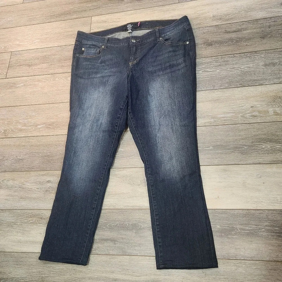 torrid Denim - Torrid Dark wash midrise straight leg stretch jeans